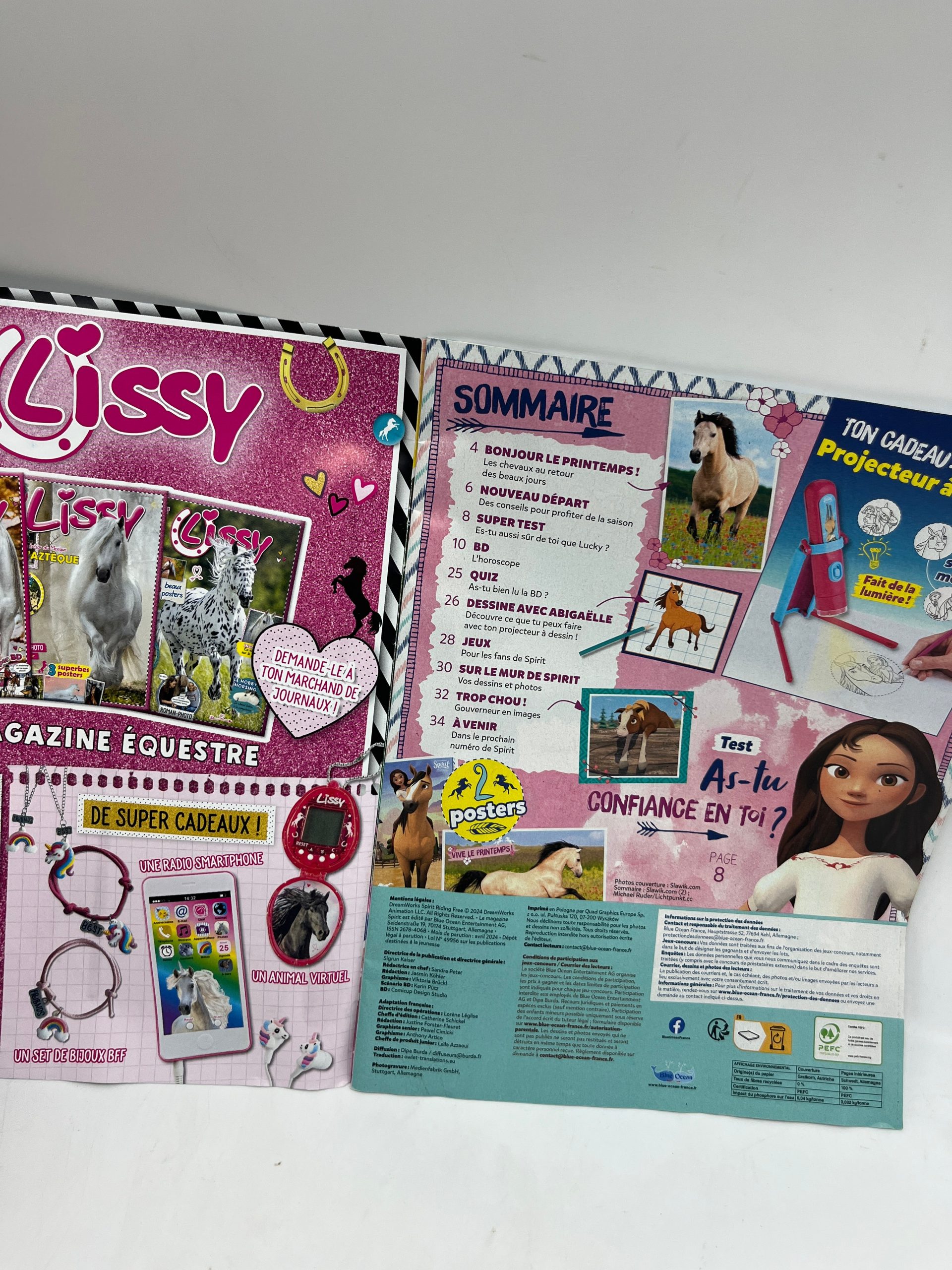 Livre d’activité Magazine Spirit avec sa lampe de dessin spécial chevaux Neuf – Image 4